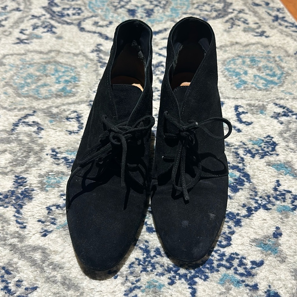 Via Spiga Booties sz 7.5